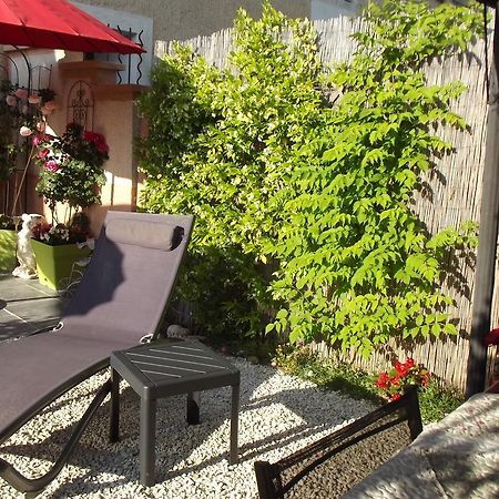 Mas De La Coucourde Bed & Breakfast Paluds de Noves Luaran gambar